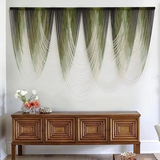Woven wall hanging decorations are suitable for the living room